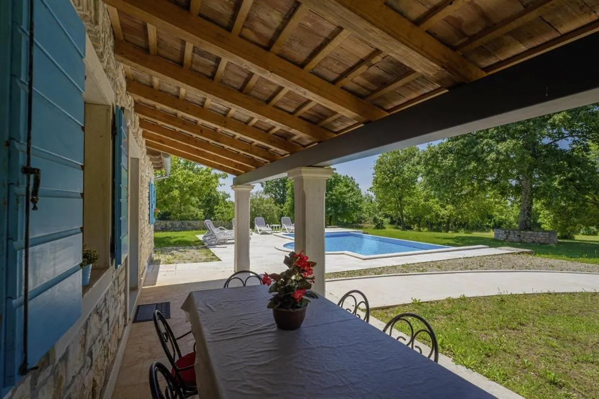 Holiday home Picanci In Bibici Svetvincenat