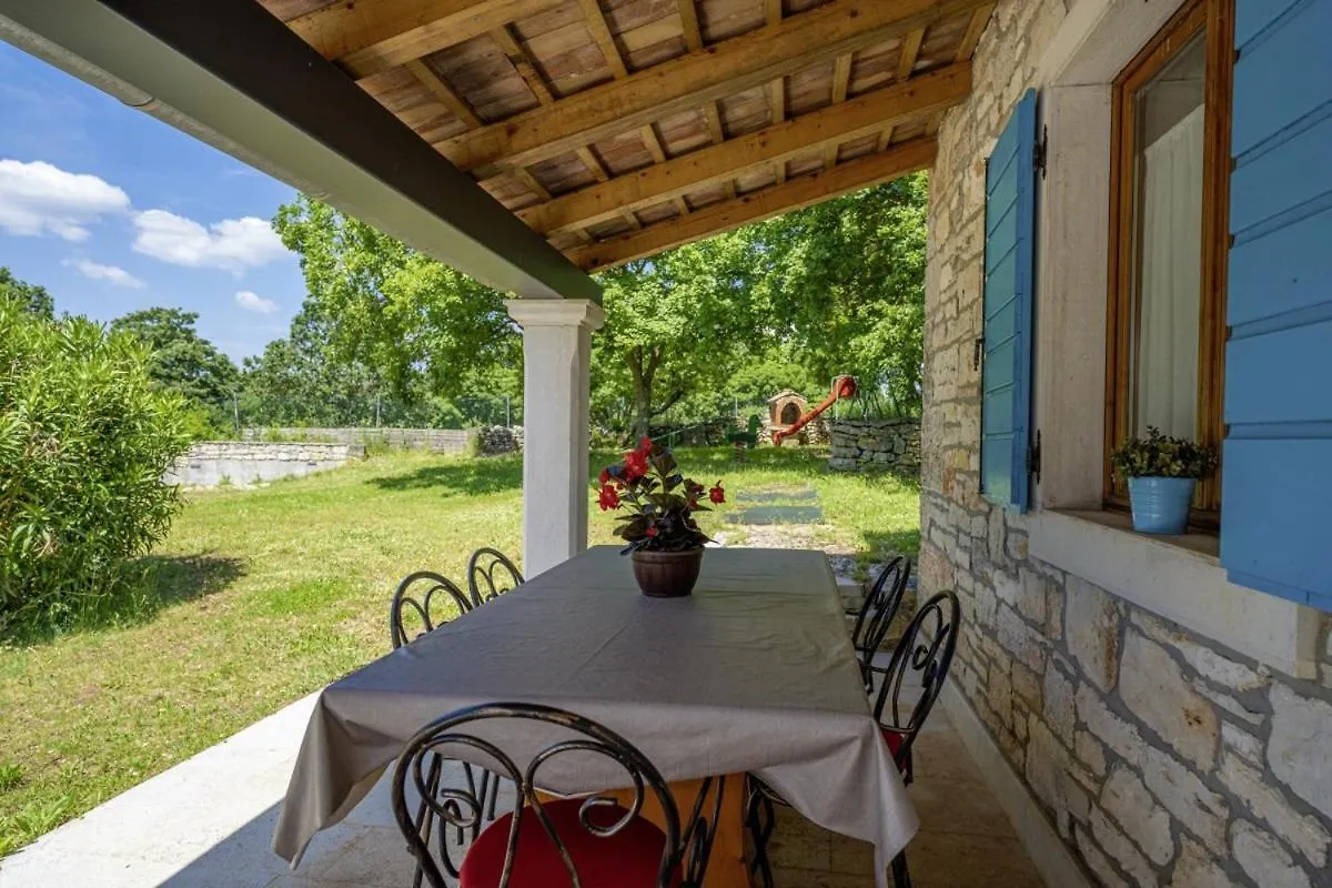 Holiday home Picanci In Bibici Svetvincenat