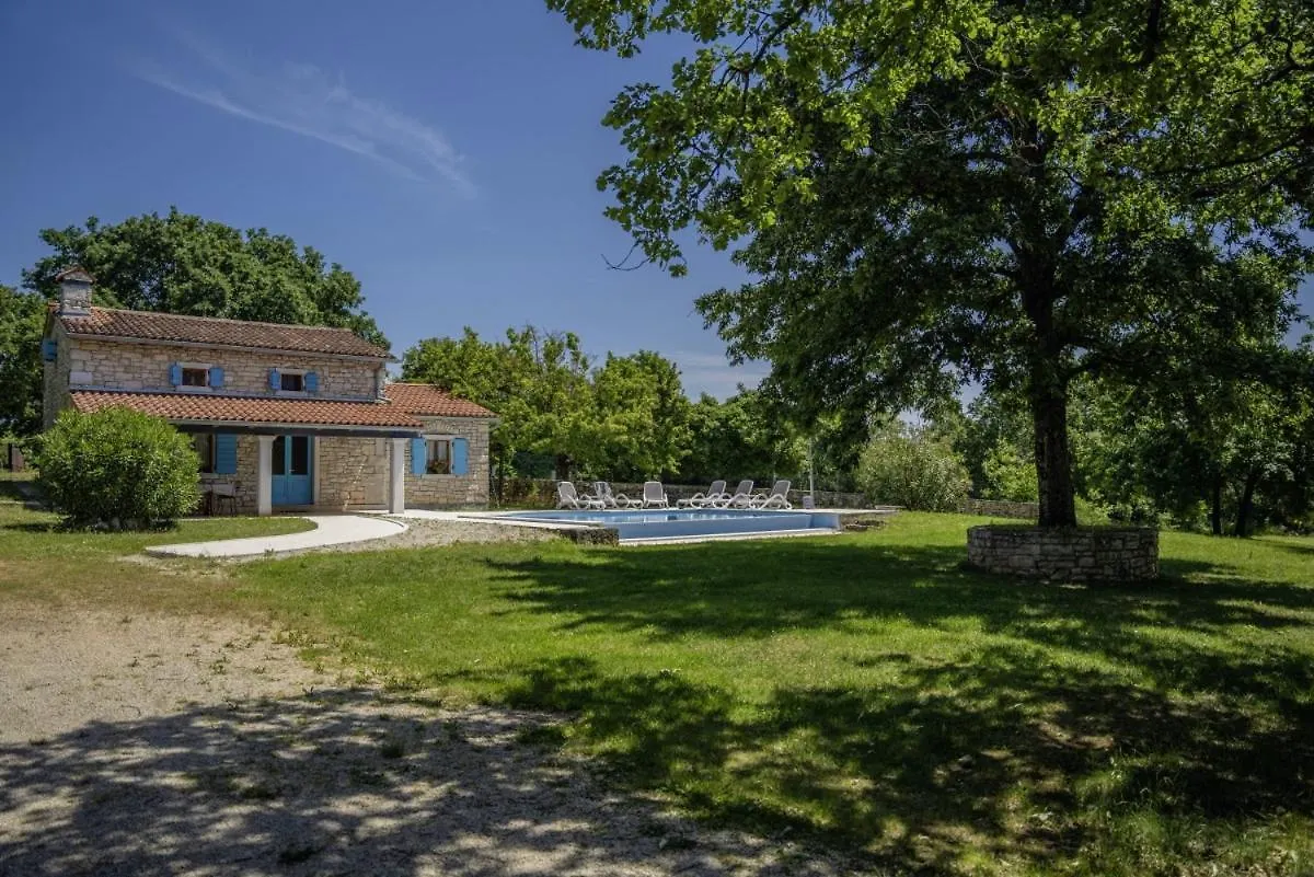 Holiday home Picanci In Bibici Svetvincenat